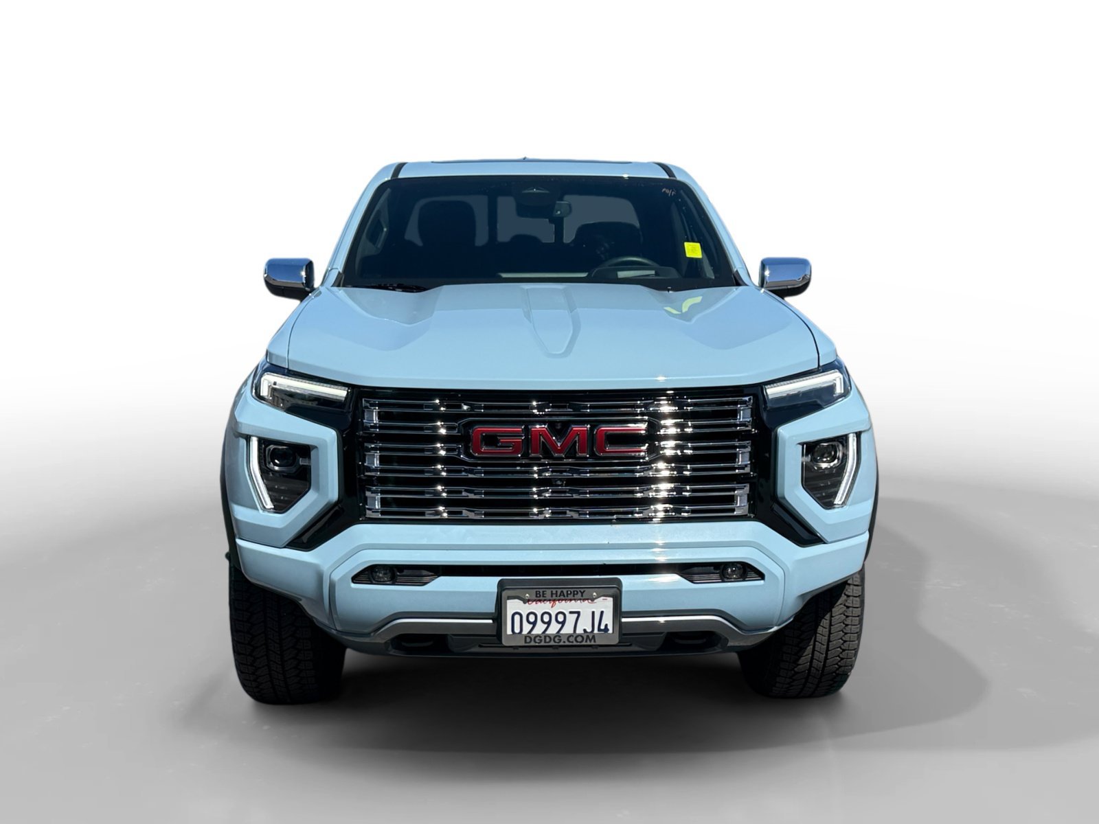 Used 2026 Glacier Metallic GMC Denali image 8