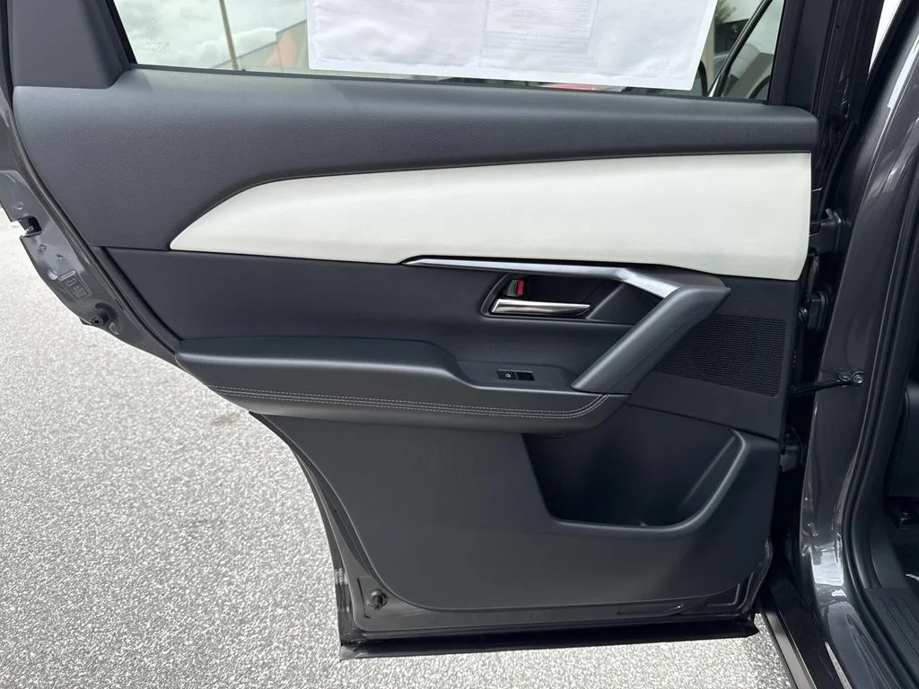 New 2026 Machine Gray Metallic Mazda 2.5 S Select AWD image 14