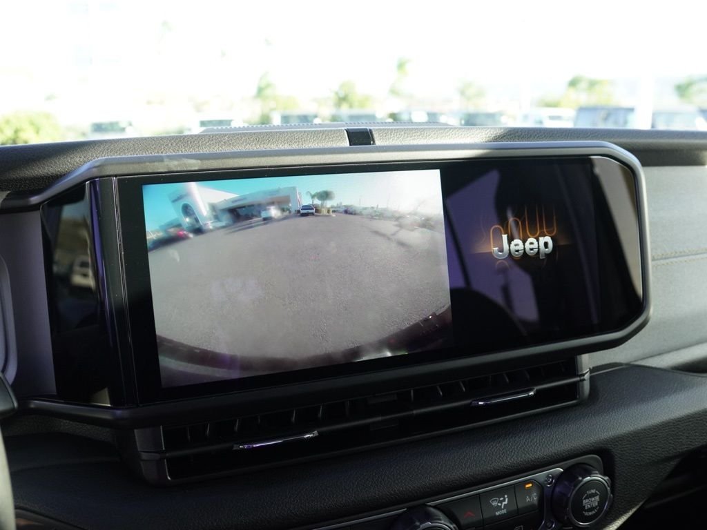 New 2026 Bright White Clear-Coat Exterior Paint Jeep Sport image 15