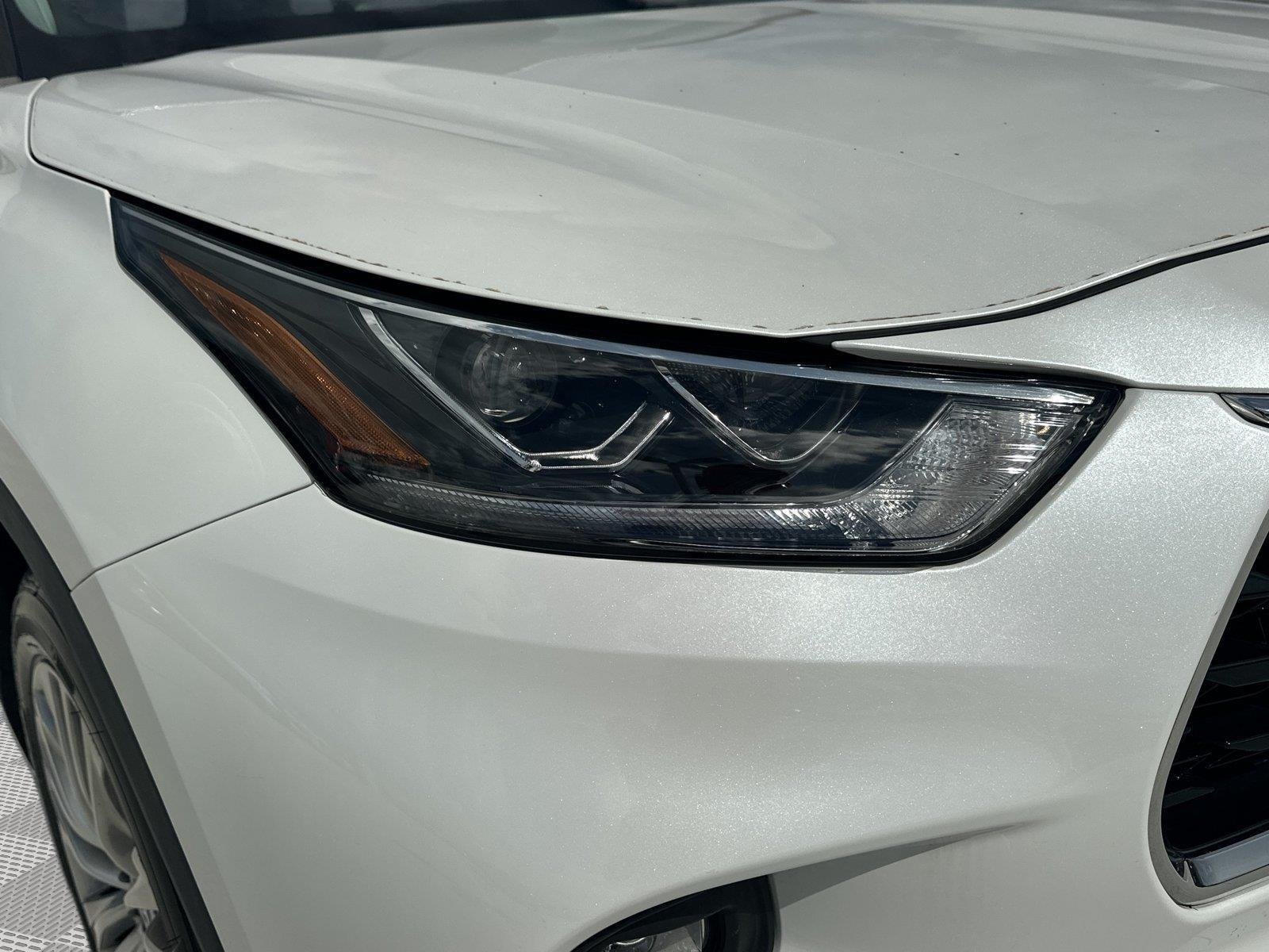Used 2023 Wind Chill Pearl Toyota Platinum image 4