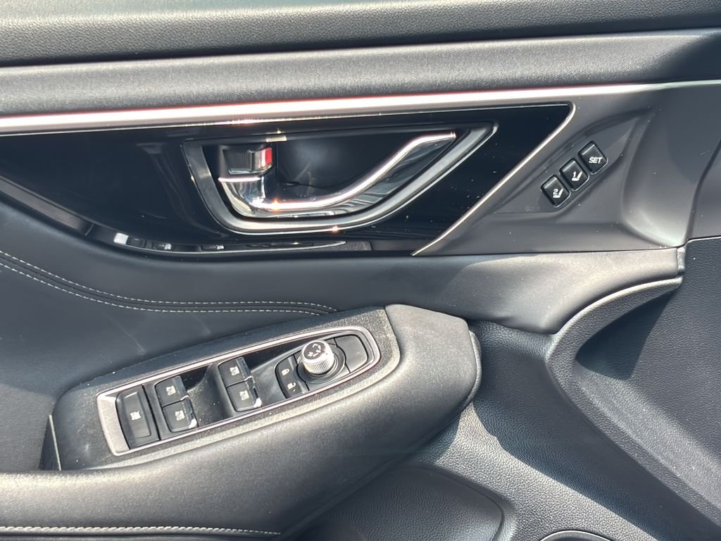 2021 Subaru Outback Limited - Photo 12