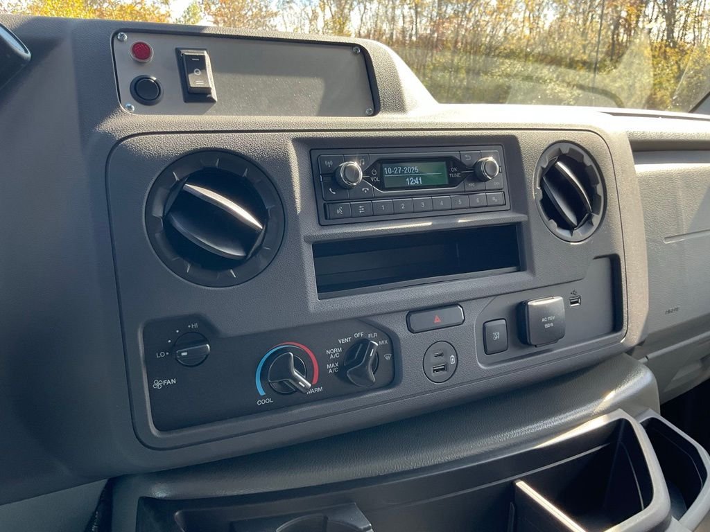 2026 Ford E-Series Cutaway Base - Photo 18