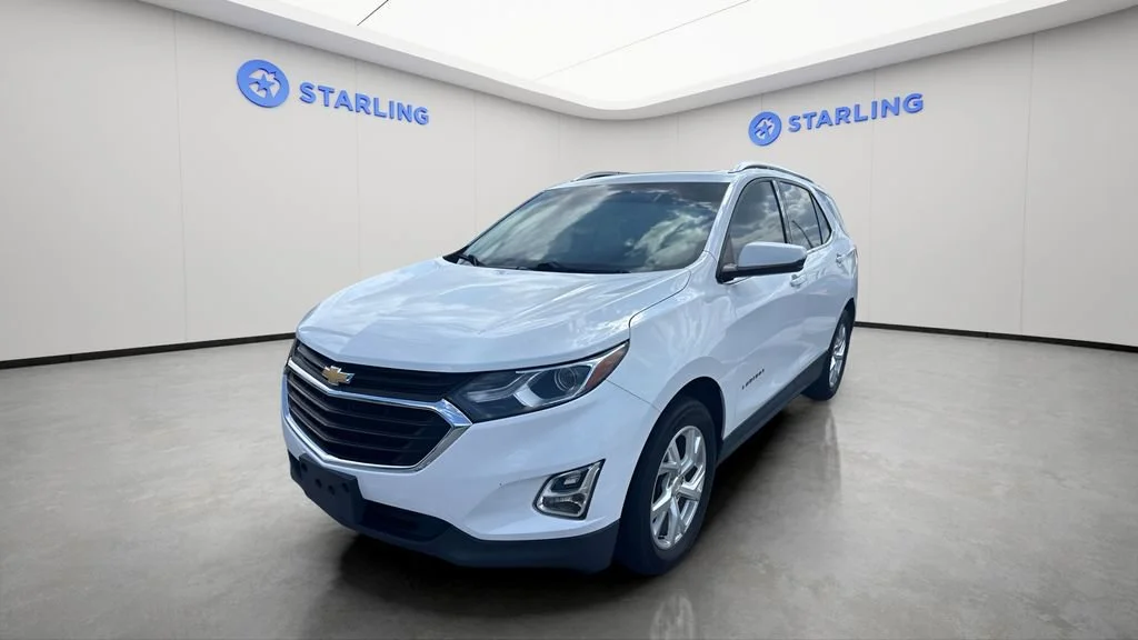 Used 2019 SUMMIT WHITE Chevrolet LT image 1
