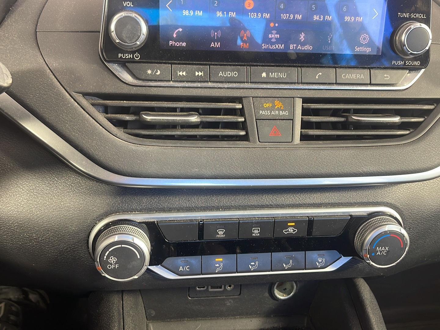 Used 2019 Gun Metallic Nissan 2.5 S image 17