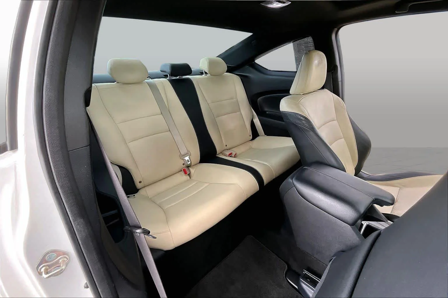 Certified Used 2016 White Orchid Pearl Honda Touring image 20
