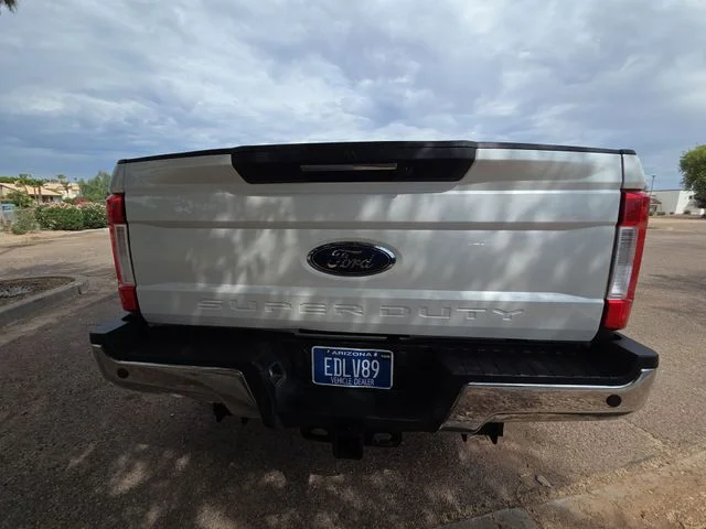 Used 2017 White Ford Lariat image 27