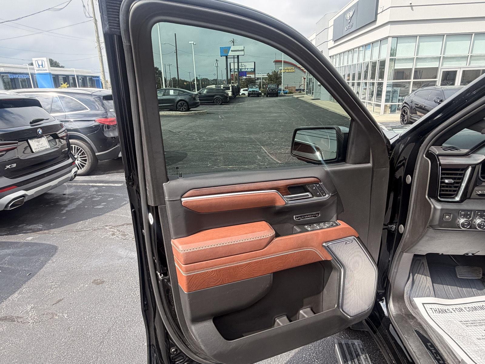 Used 2023 Onyx Black GMC Denali Ultimate image 5