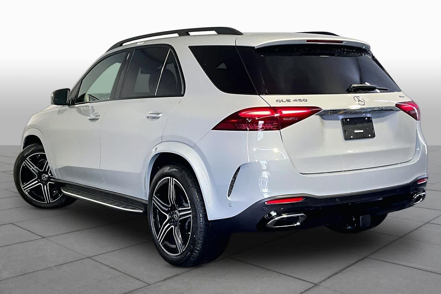 New 2026 MANUFAKTUR Alpine Grey Mercedes-Benz GLE 450 image 3