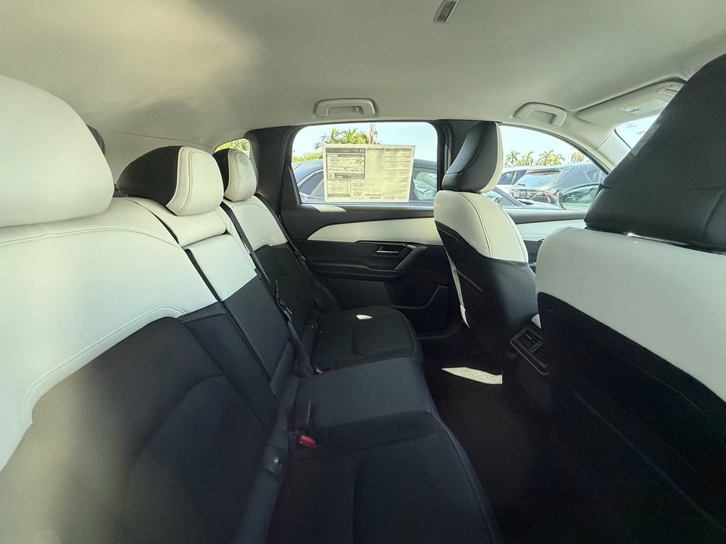 New 2026 Rhodium White Metallic Mazda 2.5 S Select AWD image 11