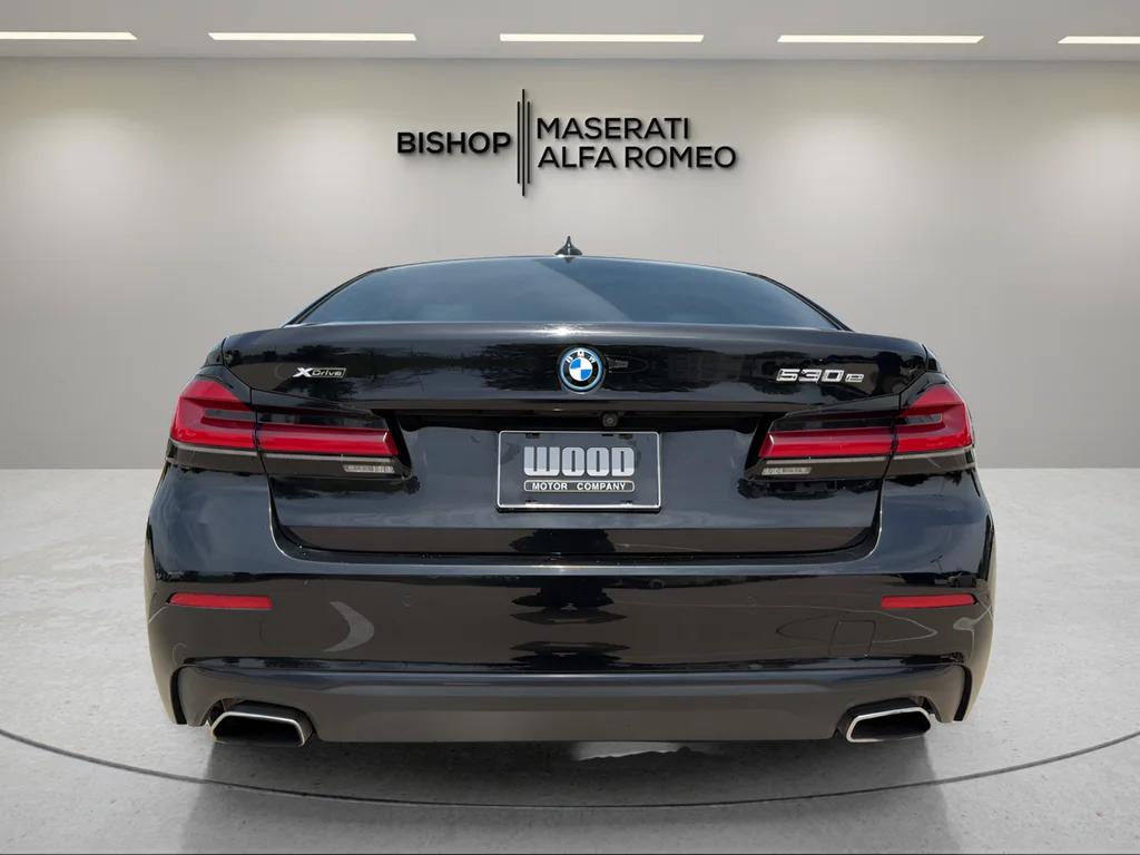 Used 2023 Black BMW 530e iPerformance image 5