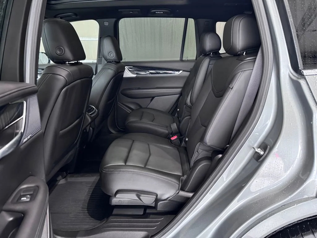 2024 Cadillac XT6 Premium Luxury - Photo 10