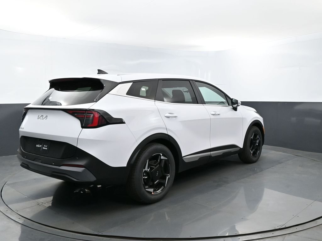 2026 Kia Sportage EX - Photo 22