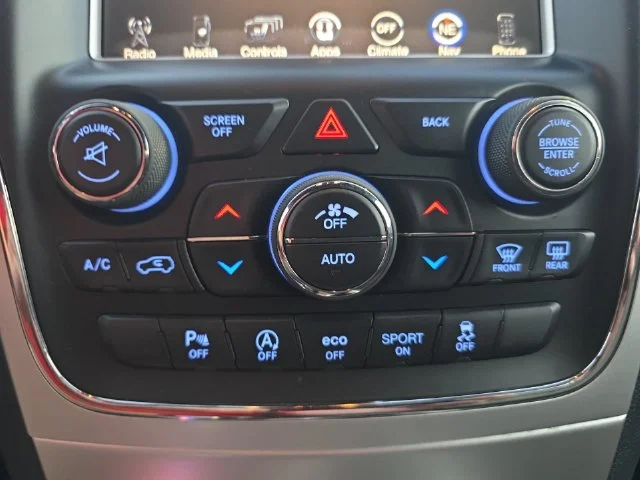 Used 2016 White Jeep Overland image 24