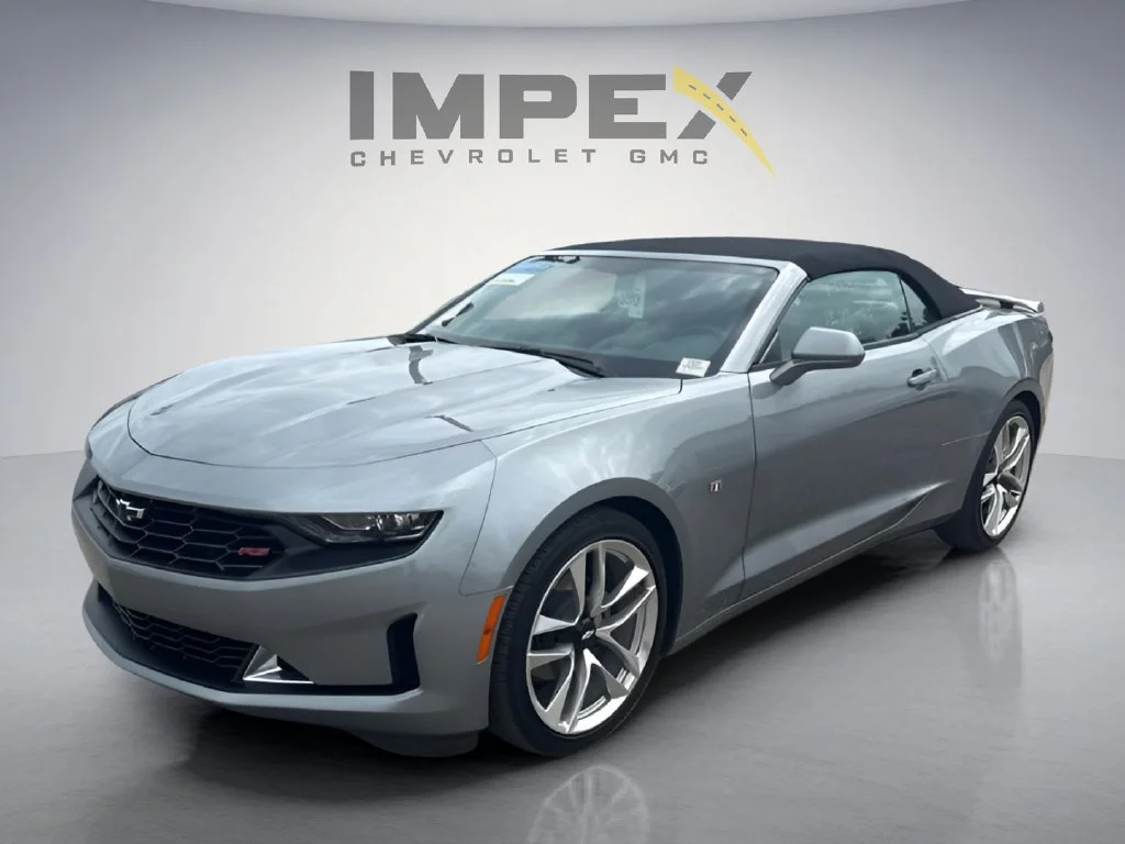 Used 2024 Sharkskin Metallic Chevrolet 3LT image 1