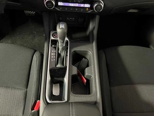 2025 Nissan Sentra SV - Photo 10