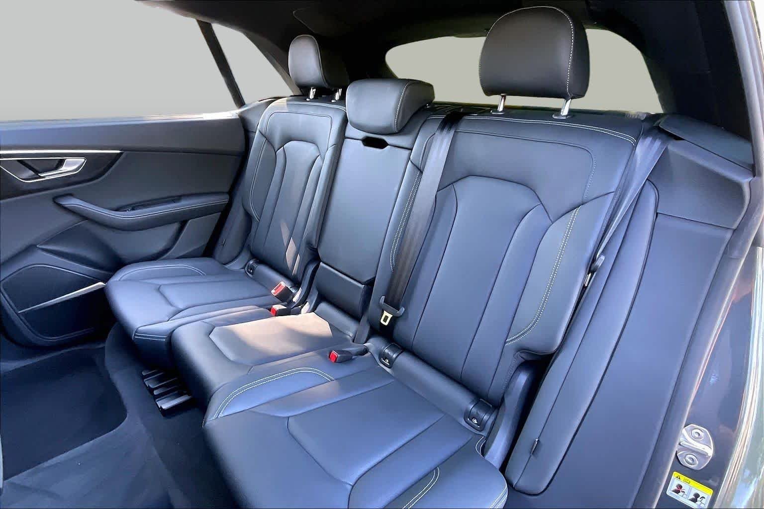 Used 2026 Daytona Gray Pearl Effect Audi Prestige image 20