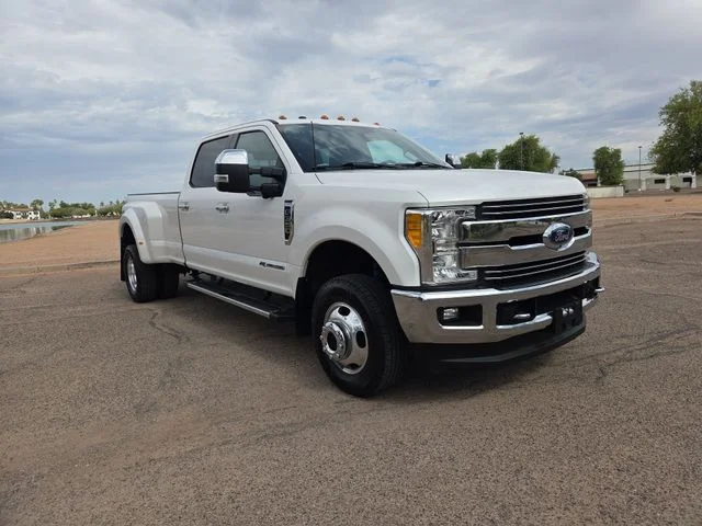 Used 2017 White Ford Lariat image 1
