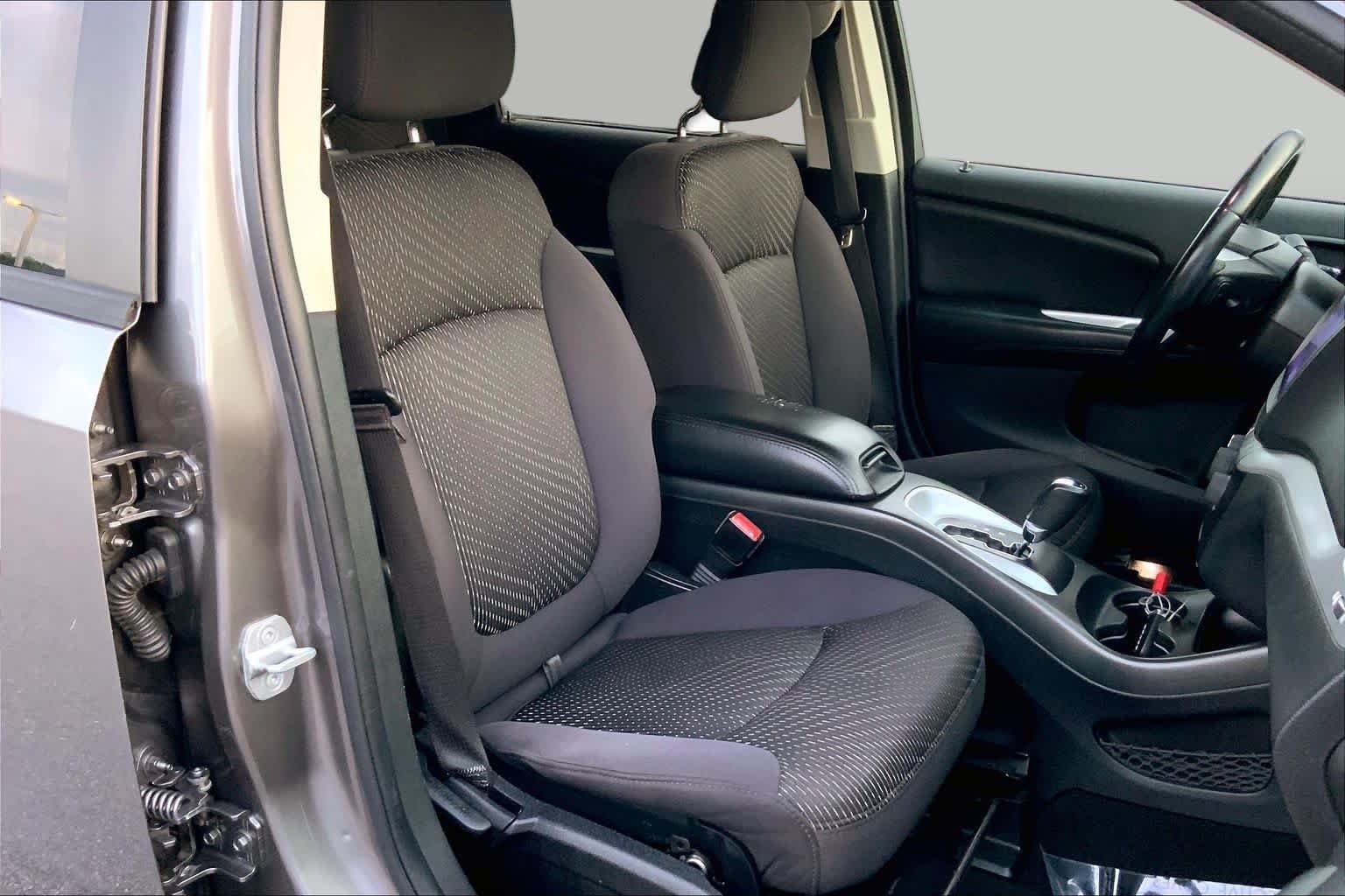 Used 2013 Storm Grey Pearl Dodge SXT image 8