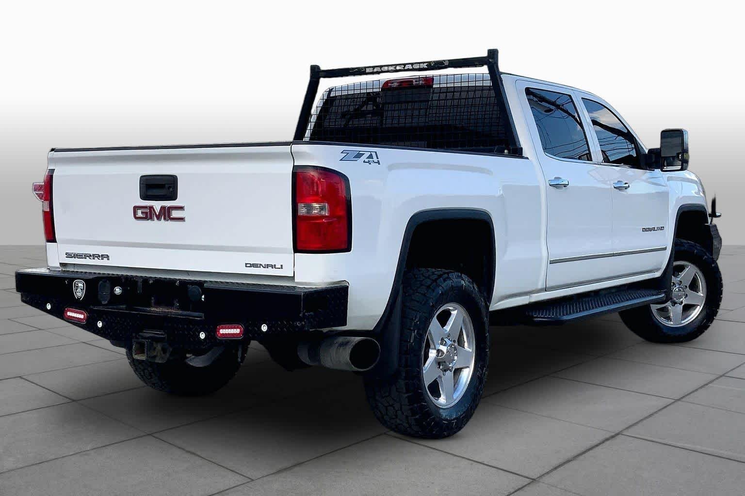 Used 2015 Summit White GMC Denali image 11
