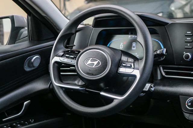 Certified Used 2025 Silver Hyundai SE image 16