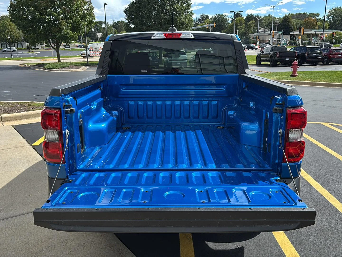 New 2026 Velocity Blue Ford XLT image 25