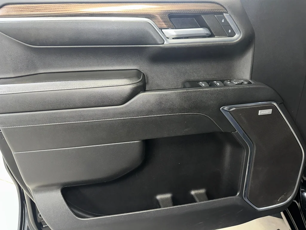 2023 Chevrolet Silverado 1500 RST - Photo 7