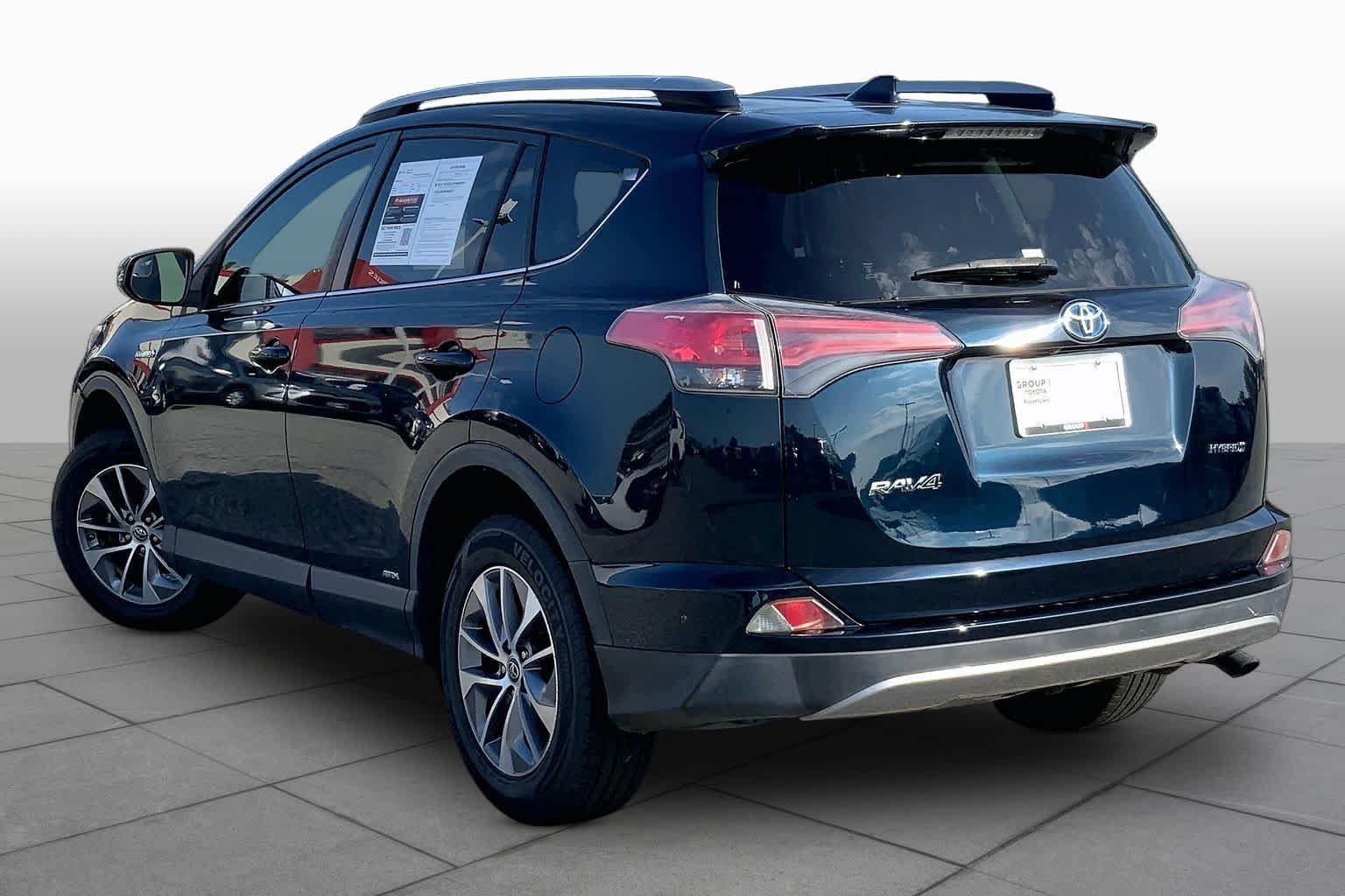 Used 2018 Galactic Aqua Mica Toyota Hybrid LE image 17