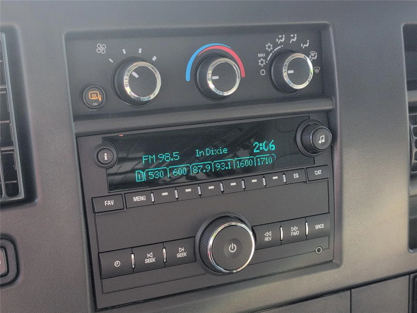2026 Chevrolet Express Cargo Work Van - Photo 15