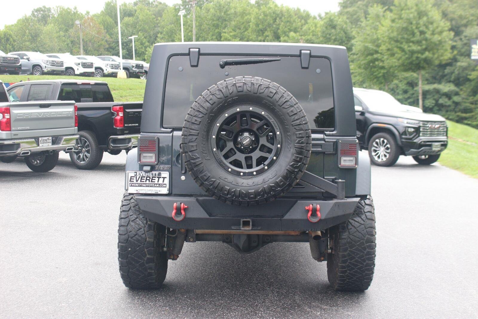 Used 2016 Black Jeep Rubicon image 6
