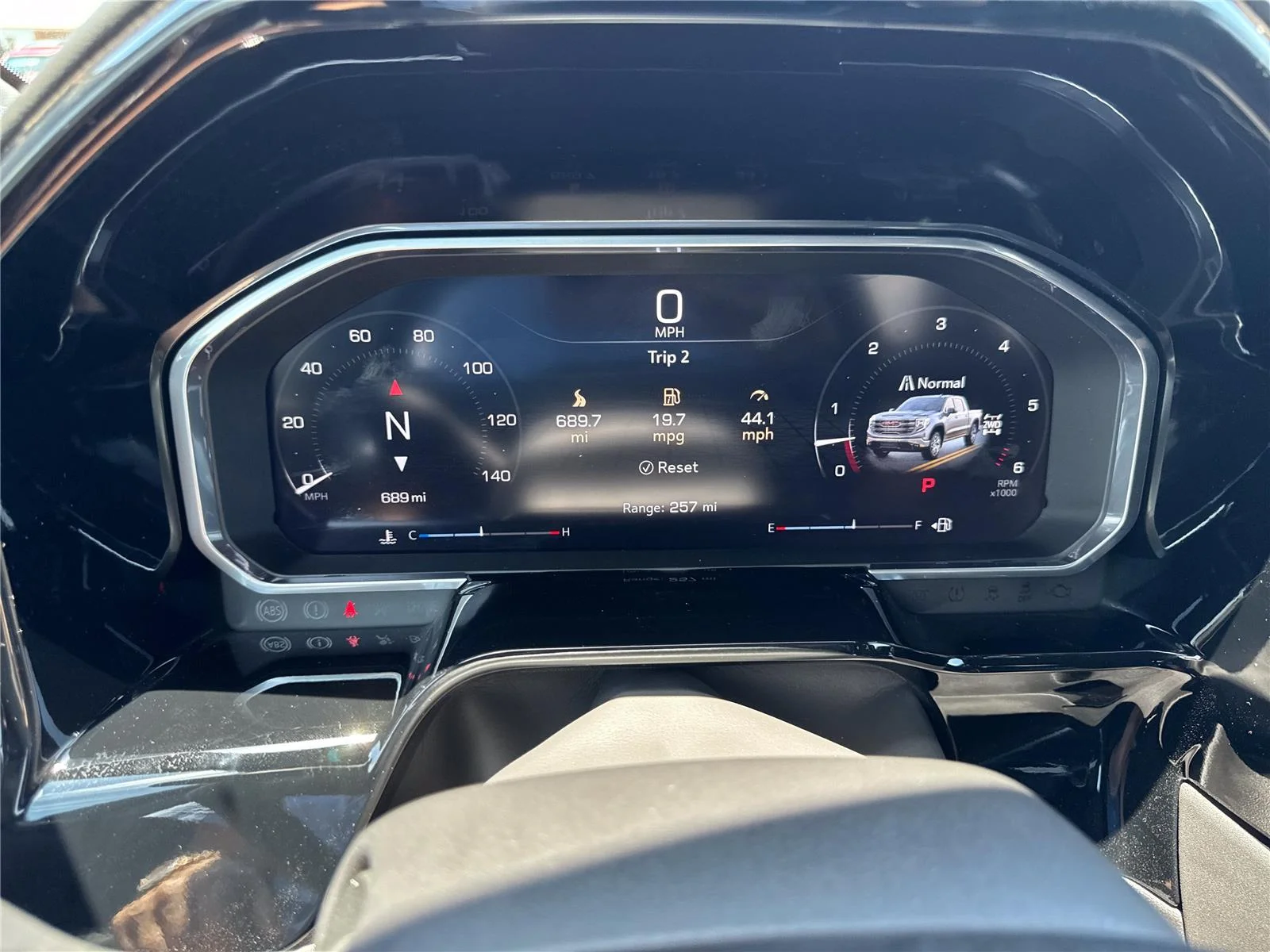 New 2026 Sterling Metallic GMC Elevation image 37