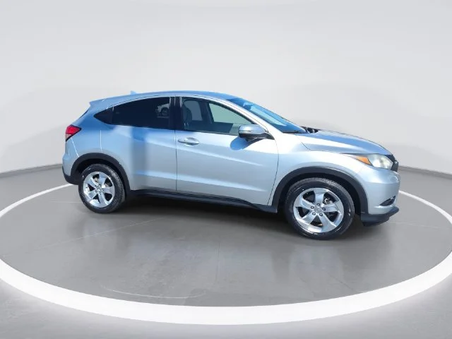 Used 2016  Honda EX image 9