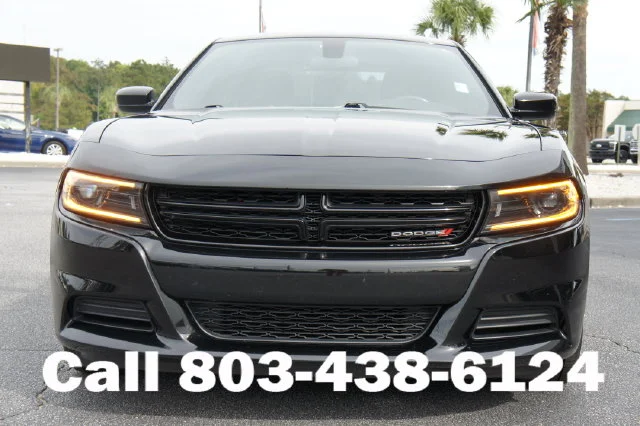 Used 2023 Black Dodge SXT image 5