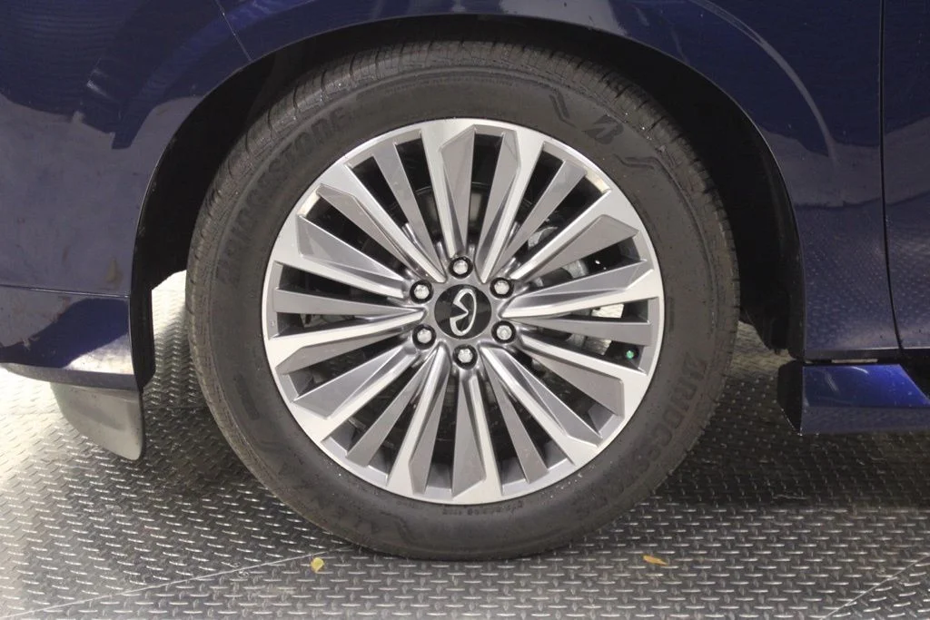 2025 INFINITI QX80 Luxe 4WD - Photo 15