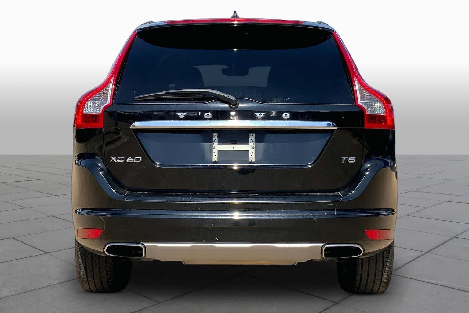 Used 2016 Black Stone Volvo T5 Drive-E Premier image 4