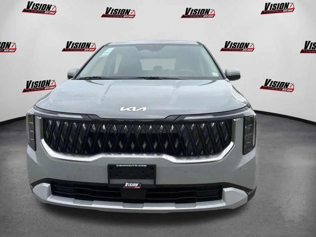 New 2027 White Kia LXS image 2