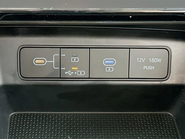 New 2026 Hyundai TUCSON SEL