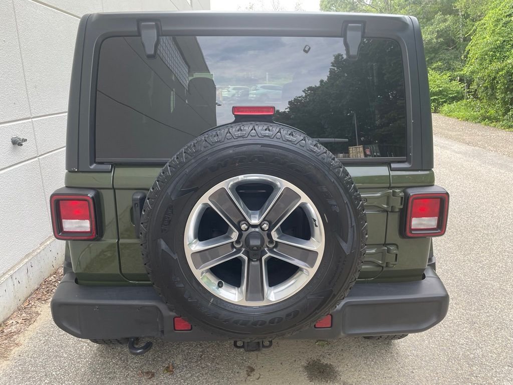 Used 2021 Sarge Green Clearcoat Jeep Unlimited Sahara image 7
