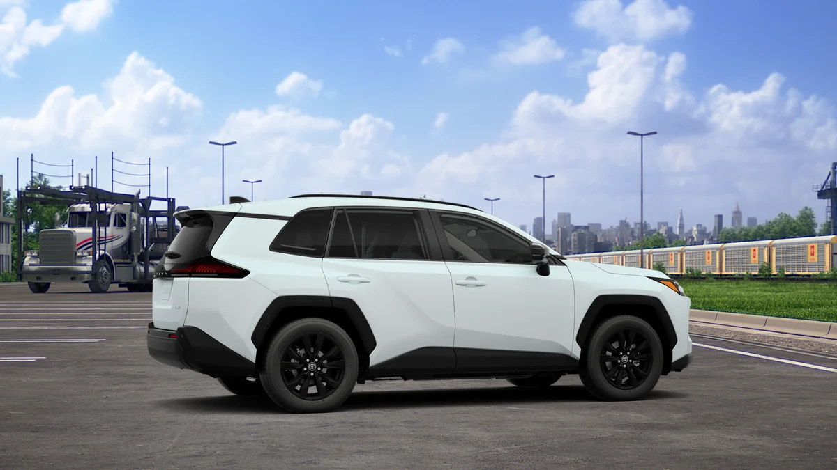 New 2026 Wind Chill Pearl Toyota XLE Premium image 11