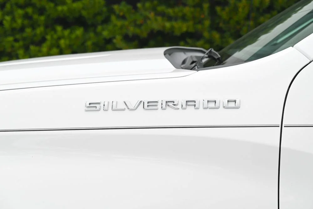 Used 2022 White Chevrolet RST image 10