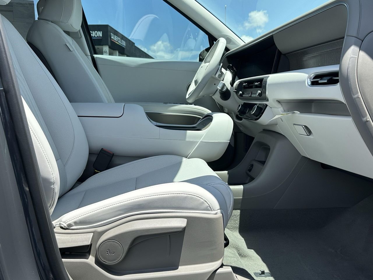 New 2026 Ecotronic Gray Pearl Hyundai Blue SEL 8P image 13