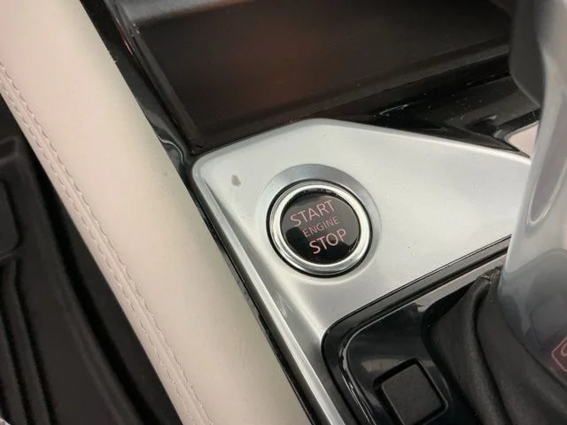 Used 2021  Nissan 2.5 Platinum image 24