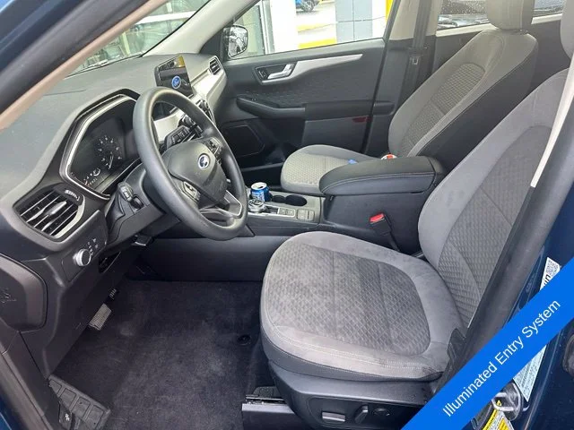 Used 2020 Green Metallic Ford SE image 7