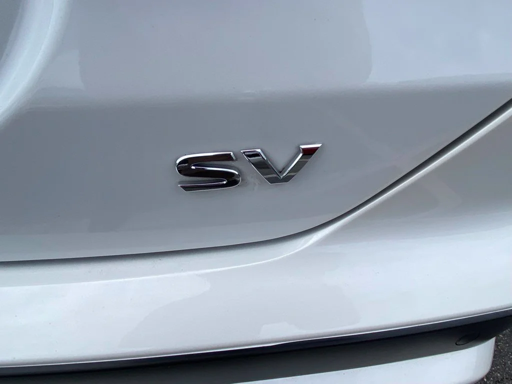 Used 2023 White Nissan SV image 14