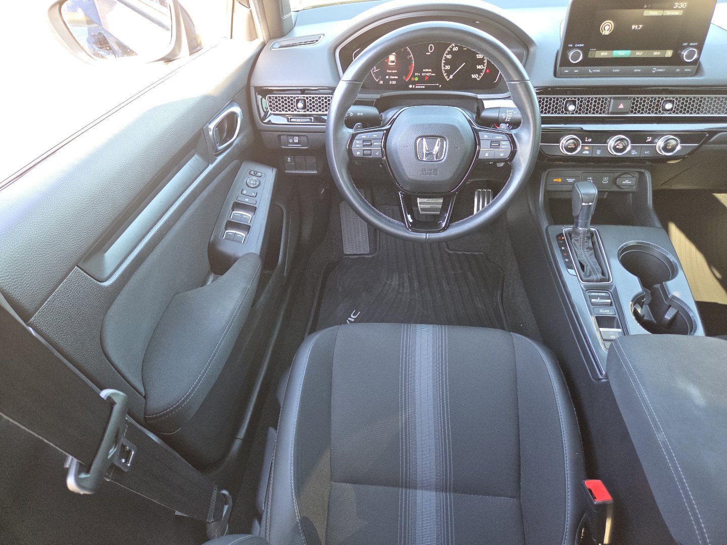 2025 Honda Civic Sport - Photo 23