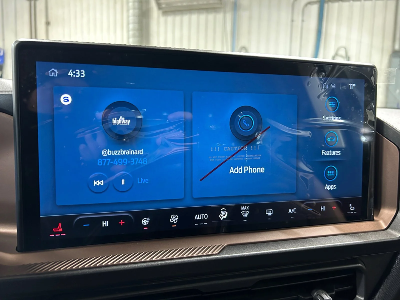 New 2026 Carbonized Grey Metallic Ford Outer Banks image 21
