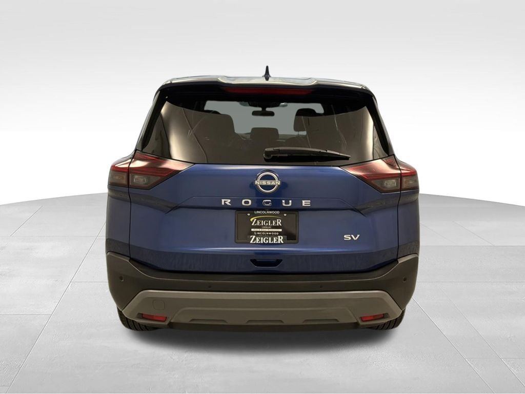 Used 2023 Blue Nissan SV image 9