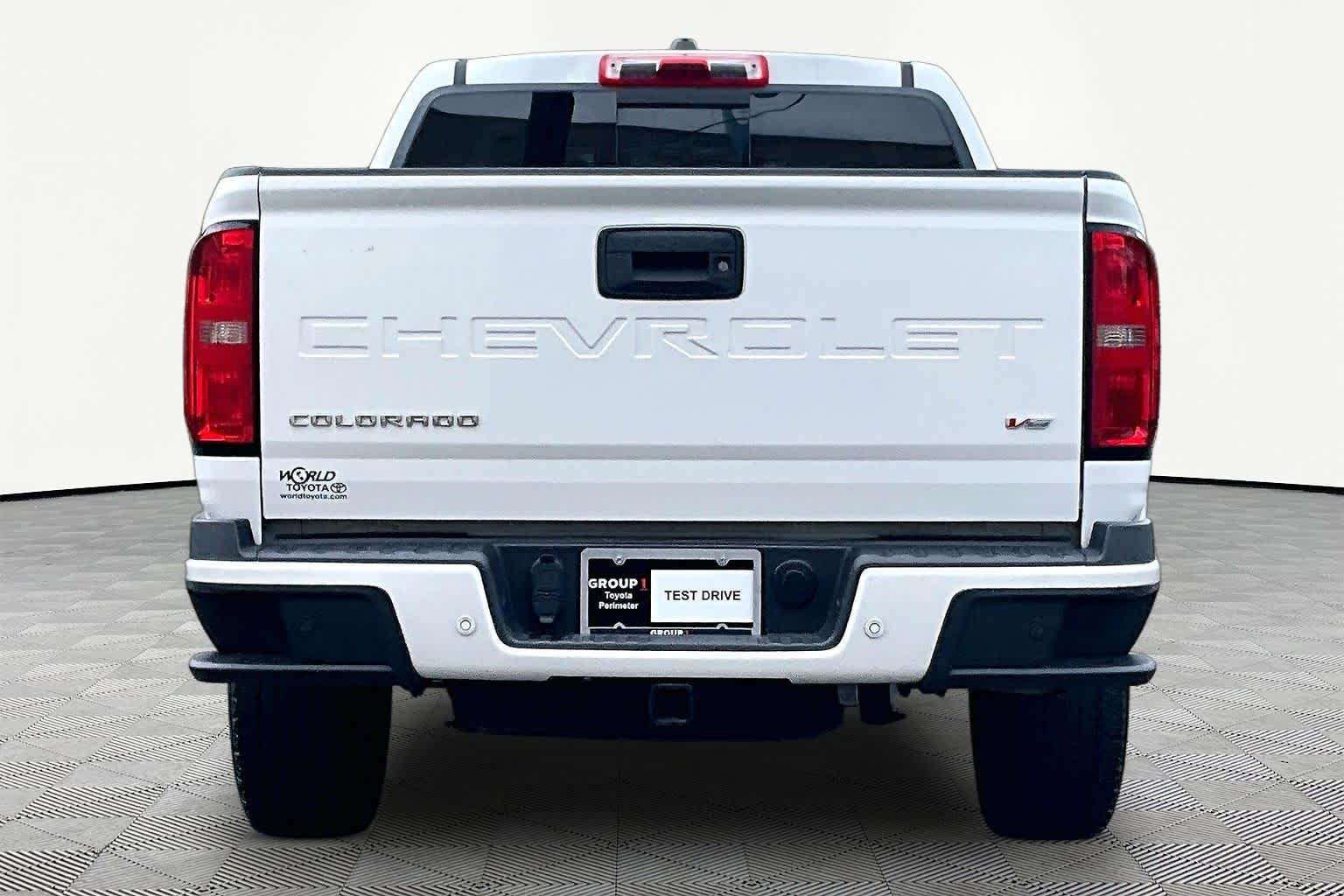 Used 2022 Summit White Chevrolet 4WD Z71 image 5