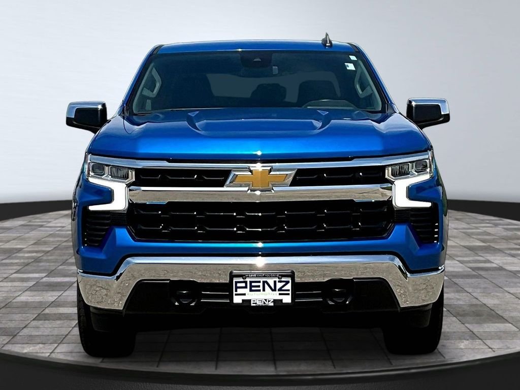 Used 2022 Chevrolet Silverado 1500 LT with VIN 3GCPDDEK4NG630000 for sale in Rochester, Minnesota