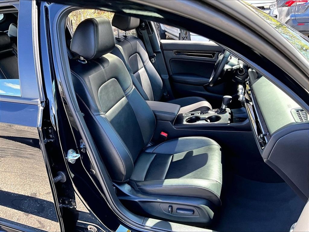 Used 2025 Black Honda Sport Touring image 11