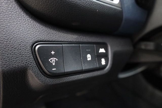 Used 2023 Ocean Blue Kia S image 17